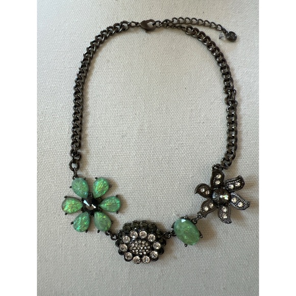 Simply Vera Vera Wang Jewelry - Simply Vera Wang Floral Necklace